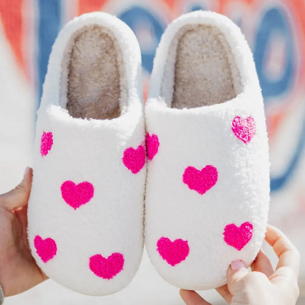 Cozy Women’s Heart Slippers - White and Pink